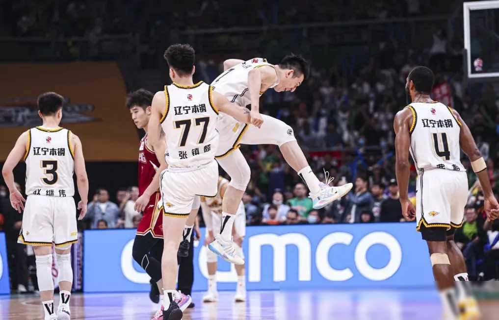 篮球比赛总是给球迷们带来惊喜连连